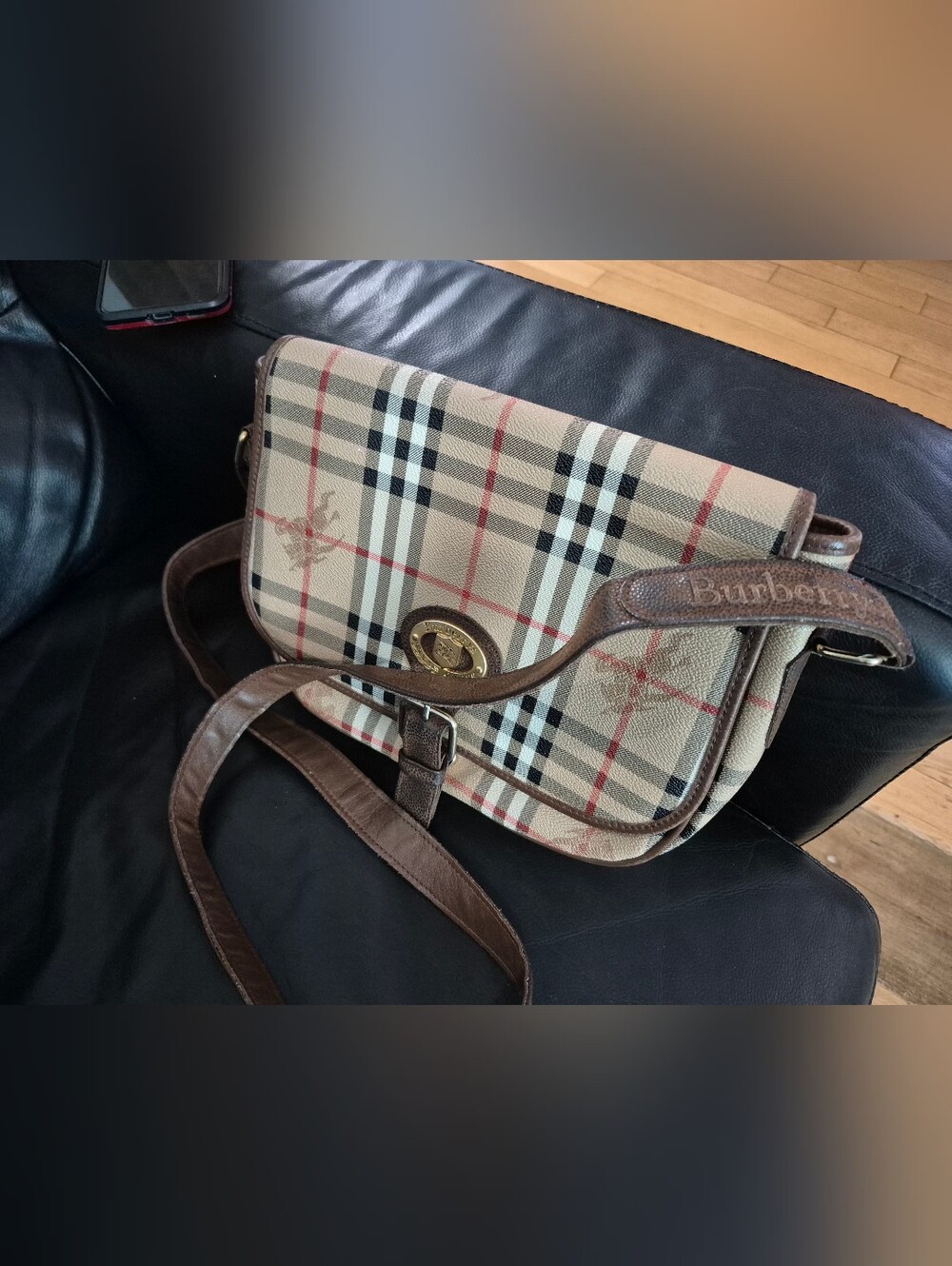 VINTAGE BURBERRYS OF LONDON HAYMARKET CHECK SADDLE BAG - Picture 9 of 11